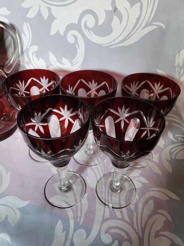 Kuhinjski setovi: Servis kristal za vino,rucno graviran 60,70te god. Servis — 7