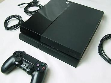 ormaric za ves masinu: U ponudi je Sony PlayStation 4 sa naslova. Konzola je novija FAT — 3