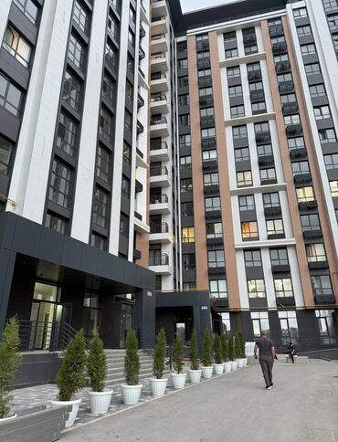 Другая коммерческая недвижимость: 1 комната, 43 м², Элитка, 12 этаж, Дизайнерский ремонт