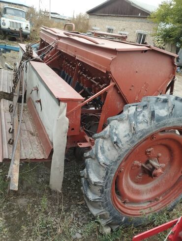 Тракторы МТЗ (Беларус): Модель: 82, Б/у, 2014 г., Трактор с другими агрегатами — 16