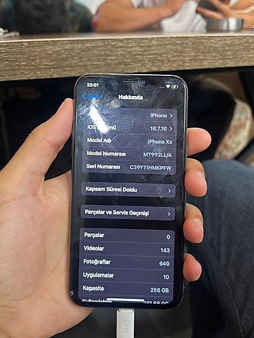 azercell modem satilir: IPhone Xs, 256 GB, Qızılı, Face ID — 2