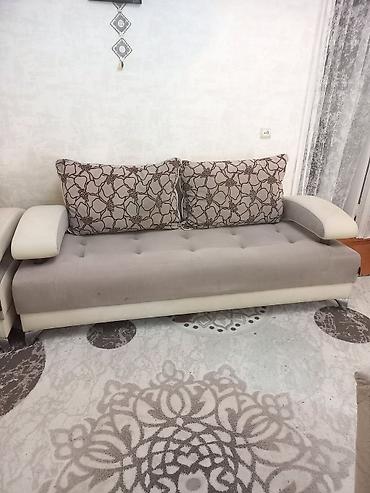qazon suni: İşlənmiş, Klassik divan, 2 kreslo, Bazasız, Açılmayan — 1