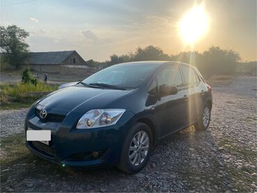 одсей 1: Toyota Auris: 2008 г., 1.6 л, Бензин