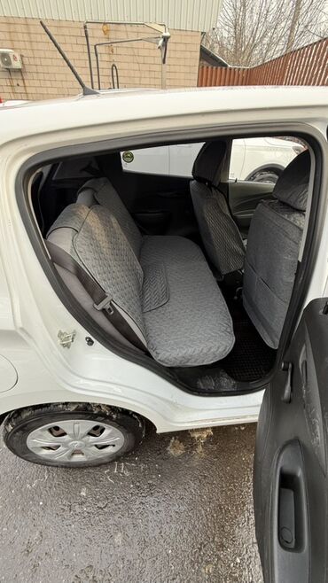 Chevrolet: Chevrolet Spark: 2020 г., 1 л, Вариатор, Бензин, Хэтчбэк — 8