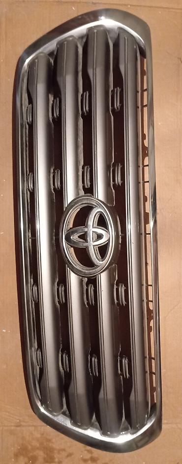 Ehtiyat hissələri: Toyota markalı avtomobil üçün ön radiator barmaqlığı (gril). Qara — 1