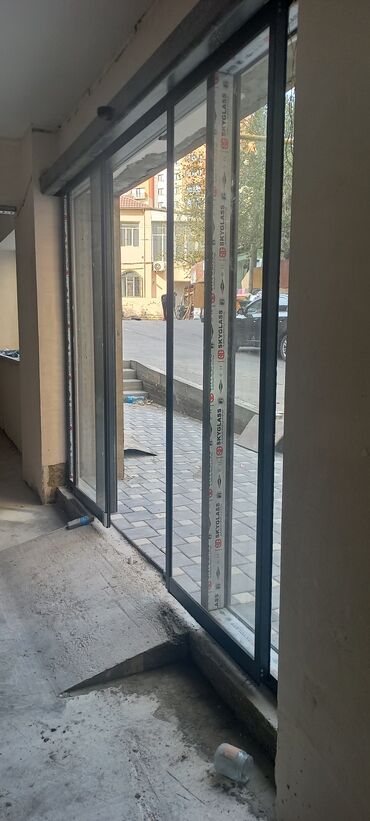 Plastik qapılar: Yeni Plastik qapı Zamok və çərçivə ilə, Zəmanətli, Pulsuz quraşdırma, Ödənişli çatdırılma, Pulsuz çatdırılma, Rayonlara çatdırılma — 13