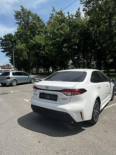 2023: Toyota Corolla: 2023 г., 1.5 л, Автомат, Бензин, Седан — 4