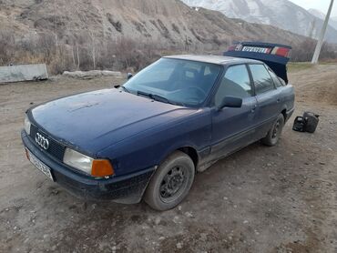 Audi: Audi 80: 1988 г., 1.8 л, Механика, Бензин, Седан