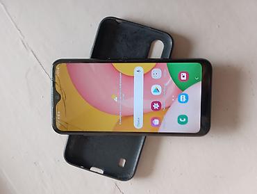 16: Смартфон Samsung Galaxy A01 (SM-A015) - Экран 5.7", PLS/IPS, вырез — 1