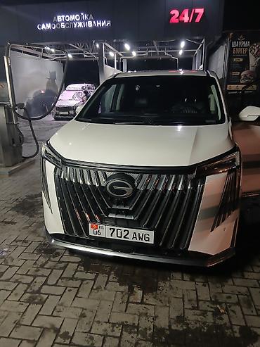 trumpchi s7: GAC Trumpchi M8 (Max) — премиальный 7‑местный минивэн бизнес‑класса — 6