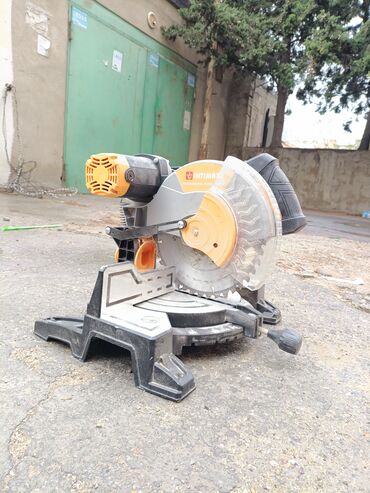 Uqlorezlər: INTIMAX Professional Power Tools kəsim aparatı – bucaq mişarı (miter