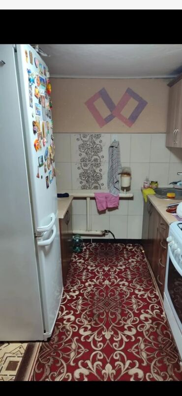 сдаю сто: 55 м², 3 комнаты, Парковка, Забор, огорожен