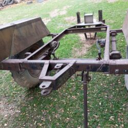 Traktorlar: Kənd Təsərrüfatı üçün qoşqu uazın olub . Üstündə svarka ot çən — 12