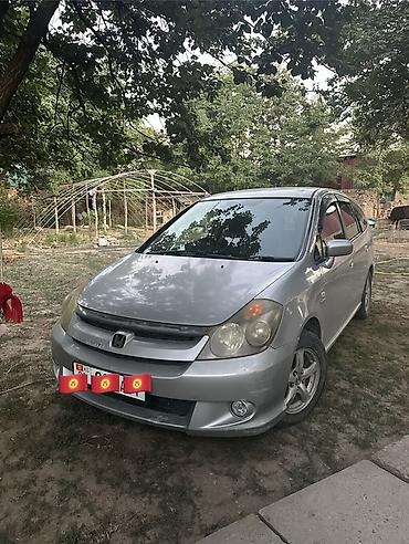 step wgn: Honda Stream: 2004 г., Автомат, Бензин, Минивэн — 1