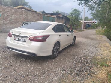 продаю авто ниссан: Nissan Altima: 2018 г., 2.5 л, Автомат, Бензин, Седан