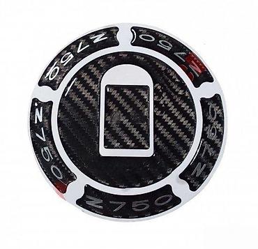 jake's marka: KAWASAKI Z750 carbon -štitnik čepa- 128 📌 Opis: Samolepljivi štitnik — 1