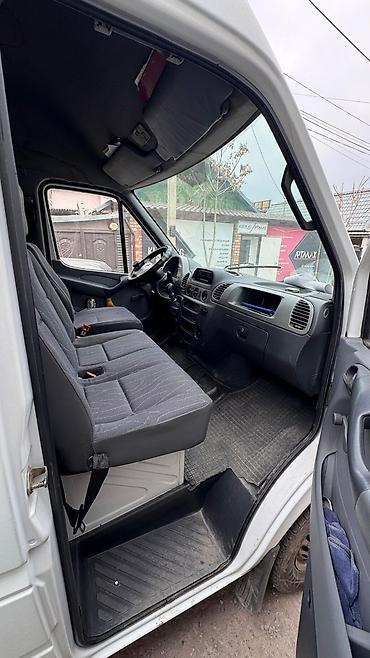 дворники спринтер: Mercedes-Benz Sprinter, белый фургон с высоким крышей и длинной базой — 8