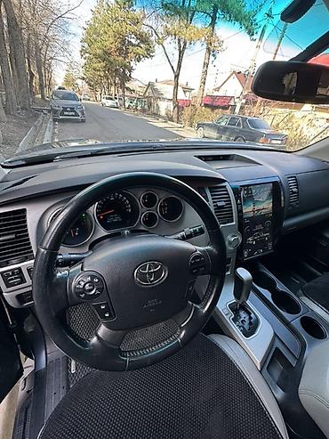 Toyota: Toyota Sequoia: 2008 г., 5.7 л, Автомат, Газ, Внедорожник — 7