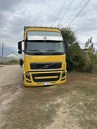 вольво фш 13: Тягач, Volvo, 2013 г., Шторный — 1