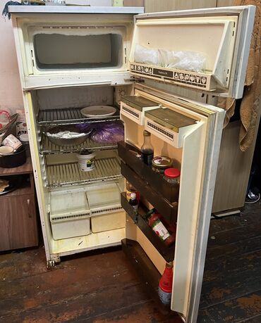 hitachi холодильник: Холодильник Новый, Двухкамерный, De frost (капельный), 55 * 130 * 45, С рассрочкой