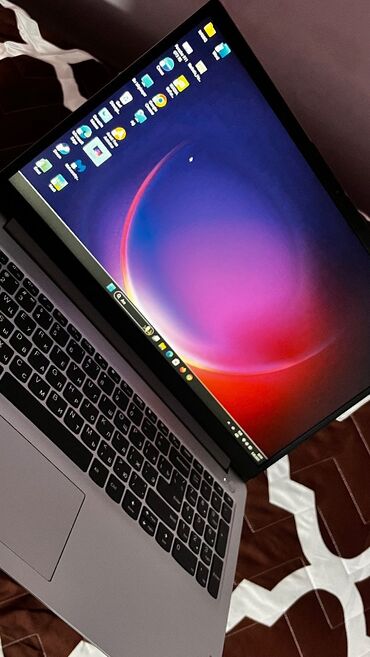 Acer: Lenovo Ideapad 1 15IJL7 Prosessor: N4500 Ram: 8 Gb Ssd: 512 Gb