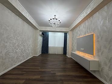 təcili ev satılır: 3 otaqlı, Yeni tikili, 84 kv. m — 2