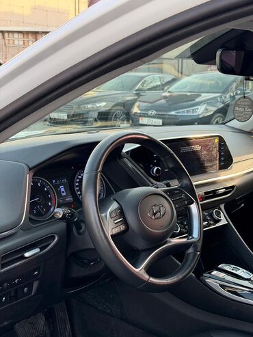 Hyundai: Hyundai Sonata: 2019 г., 2 л, Автомат, Газ, Седан — 9