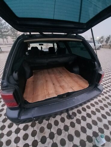 Volkswagen: Volkswagen Passat Variant: 1995 г., 1.8 л, Механика, Бензин, Универсал — 6