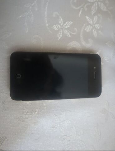 apple 4s əsli: IPhone 4S, Черный