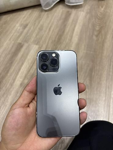 Apple iPhone: IPhone 13 Pro Цвет: Черный Память 128 Акуммлятор 77 Состояние корпуса — 9