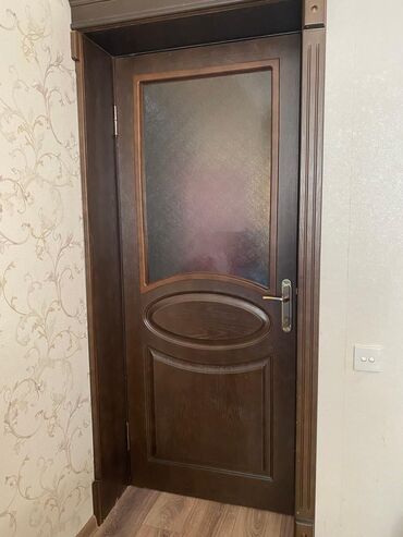 Qapılar və aksessuarlar: İşlənmiş Otaq qapısı Plintus ilə, Zəmanətsiz, Ünvandan götürmə