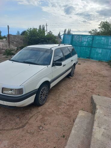 авто тайота ист: Продается универсал Volkswagen Passat B3 белого цвета. Этот автомобиль