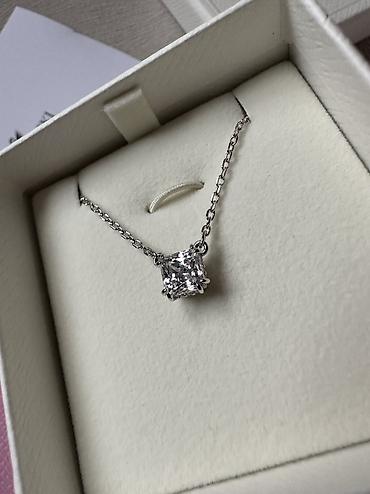 nakit stradivarius: Ogrlica Swarovski - Novo Original pakovanje, kesa i sertifikat.  Sve — 2