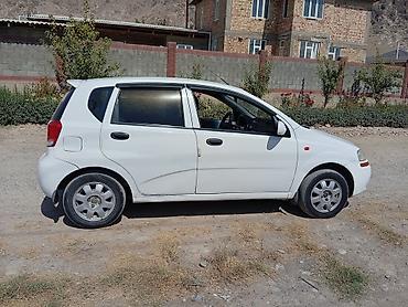 byd khann: Daewoo Kalos: 2003 г., 1.5 л, Автомат, Газ, Хэтчбэк — 4