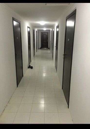 я ищу 2 комнатную квартиру в бишкеке на 30 000 сом: 1 комната, Риэлтор, Без подселения, С мебелью полностью