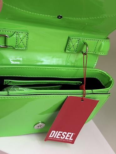 Çantalar: DIESEL çiyin çantası – parlaq neon-yaşıl rəngdə, lak effekti ilə — 2