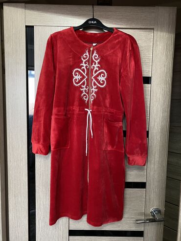 женские вещи размер 52 или 54: Новый женский халат, со штанами, ткань бамбуковый велюр, размер 44-46
