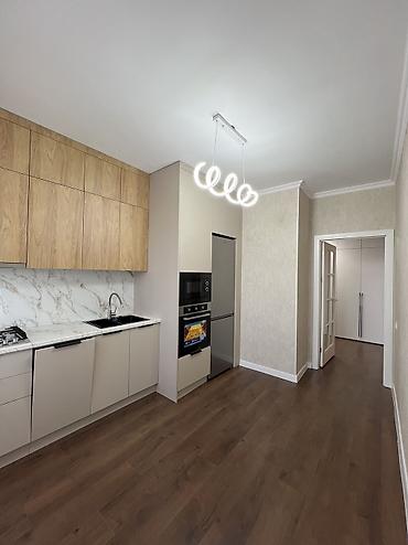 107: 2 комнаты, 68 м², Элитка, 10 этаж, Свежий ремонт — 1