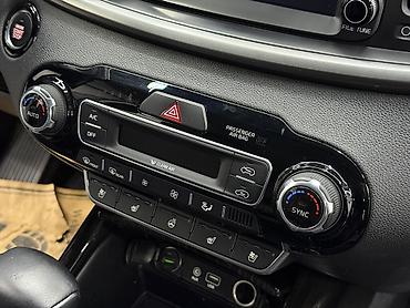 Kia: Kia Sorento: 2018 г., 2 л, Автомат, Дизель, Кроссовер — 15