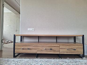 study table: Тумба и подставка для телевизора, Б/у, Напольная, Дерево — 2