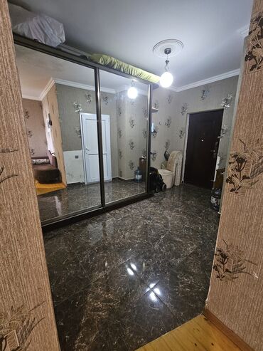 ehmedlide ipoteka ile satilan evler: Bakıxanov qəs., 2 otaqlı, Yeni tikili, m. Qara Qarayev, 90 kv. m