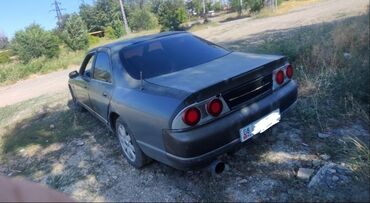 передок: Nissan Skyline: 1993 г., 2 л, Автомат, Бензин, Седан
