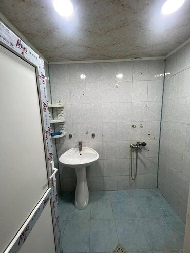 Köhnə tikili: Bakı, 2 otaqlı, Köhnə tikili, m. Həzi Aslanov, 67 kv. m -da lalafo.az — 9 Köhnə tikili: Bakı, 2 otaqlı, Köhnə tikili, m. Həzi Aslanov, 67 kv. m — 9