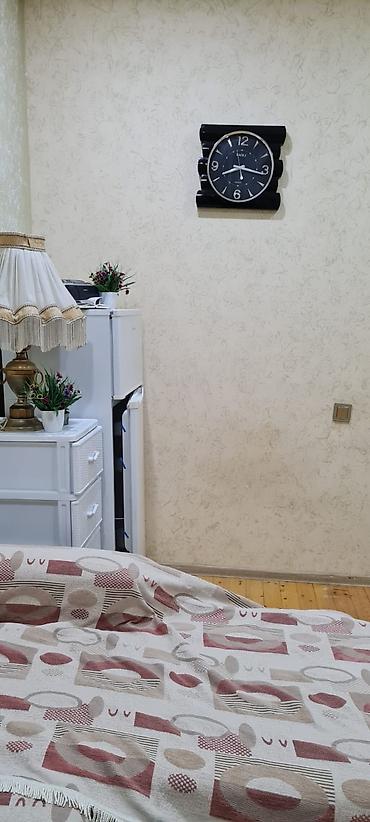 ev gəncə: Bakı Tikiş Evinin (keçmiş Volodarski fabriki) arxasındakı məhəllədə — 9