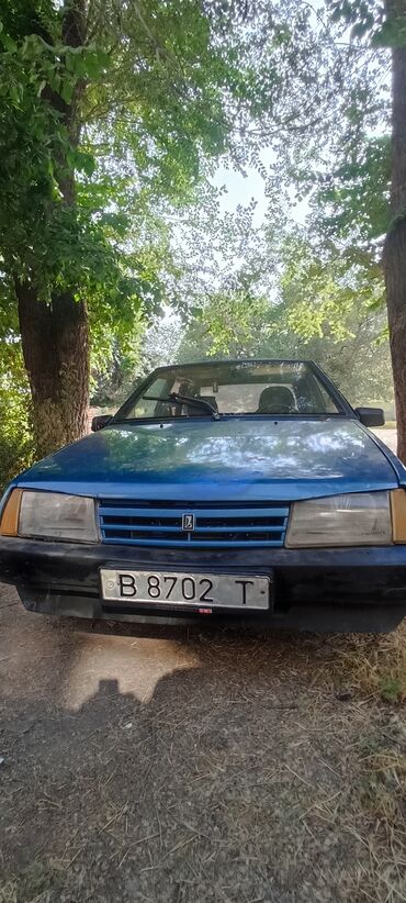 автомобиль жигули ваз 2107: ВАЗ (ЛАДА) 2109: 1997 г., 1.5 л, Механика, Бензин, Хетчбек