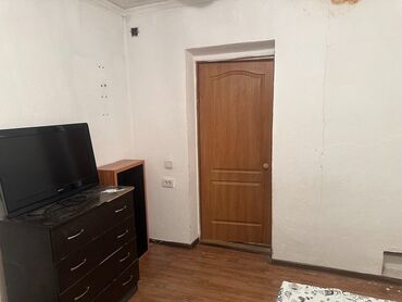 дом 1 комнатная: 35 м², 2 комнаты, Утепленный, Забор, огорожен