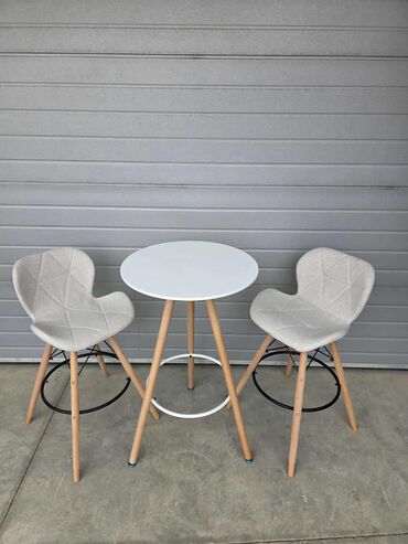 Ostalo: Stolice 9000 — 3