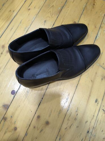 Qara rəngli kişi loaferi – Gramond - Model: Slip-on loafer - Brend