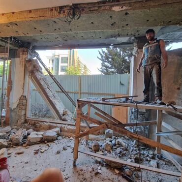 Plitə işləri: Səssiz tozsuz səliqəli kəsim. Beton katlavan monolit kubik
