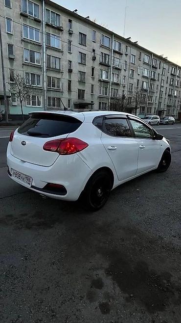 Kia: Kia Ceed: 2015 г., 1.6 л, Автомат, Бензин, Хэтчбэк — 9
